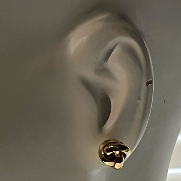 Bundle Sale 3 for $15 | Two Pair Gold Tone Knot Earrings Small & Large - Picture 9 of 12
